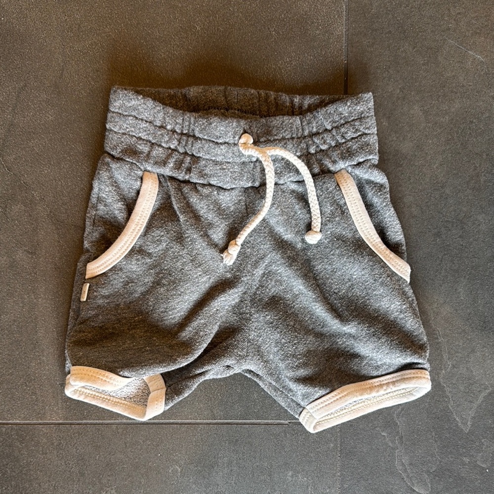 3t childhoods clothing Gray Kids Shorts with Cream Trim